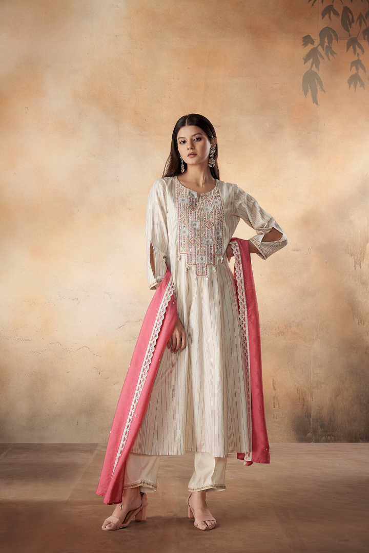 Sakhi - White Cotton Kurta Set