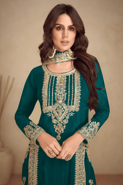 Sakhi - Emeral Green Chinon Sleek Kurta Set